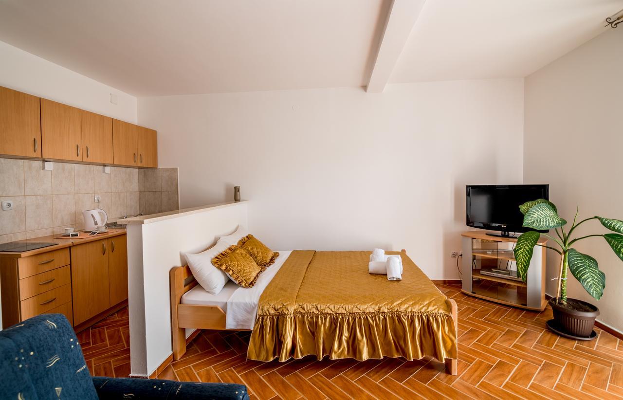 Bianca Apartments Herceg Novi Esterno foto