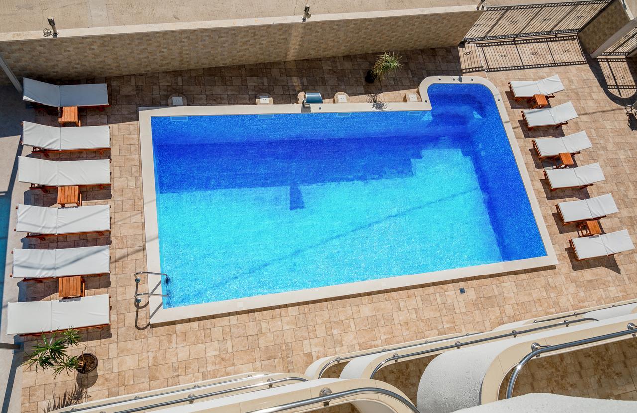 Bianca Apartments Herceg Novi Esterno foto